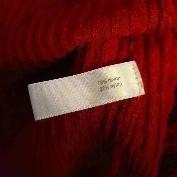 Red Cardigan - Picture 4 of 8